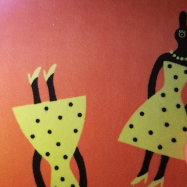 Casa De Tela Pelo Corto Acolchada - Imagen 7